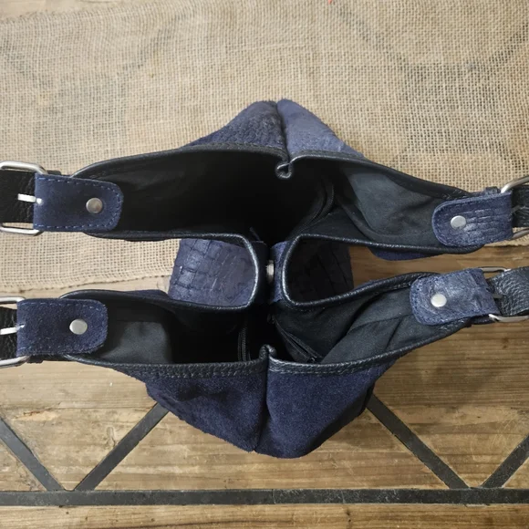 Vera Pelle Women's Navy Crocodile Leather and Suede Large Hobo Handbag - Picture 4 of 11